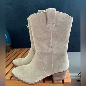 Madewell Cassity tall western boots suede New without original box